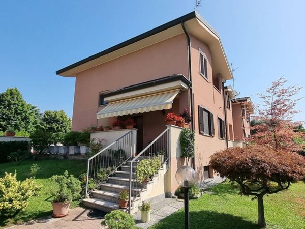 casa indipendente in vendita a Brugherio