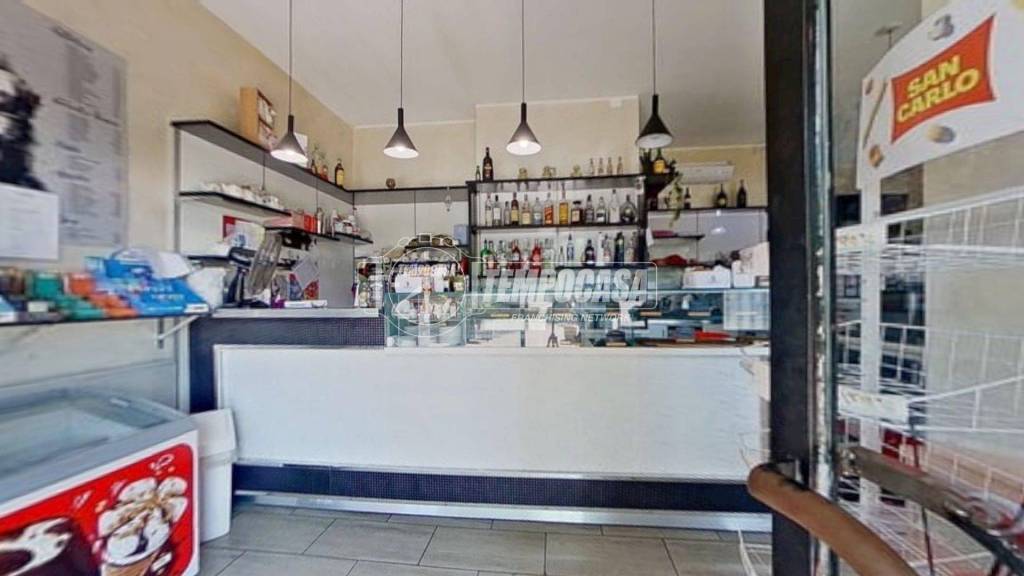 negozio in vendita a Brugherio
