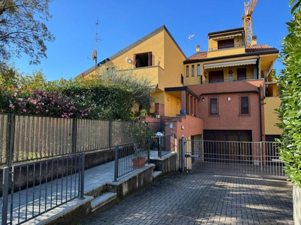 casa indipendente in vendita a Brugherio