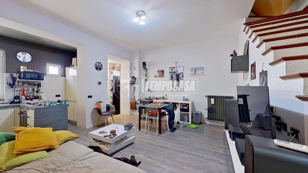 casale in vendita a Brugherio