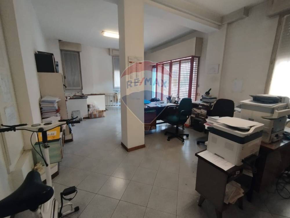 ufficio in vendita a Brugherio