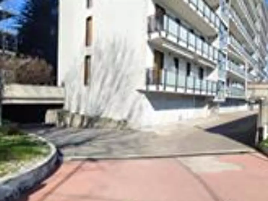 locale di sgombero in vendita a Brugherio