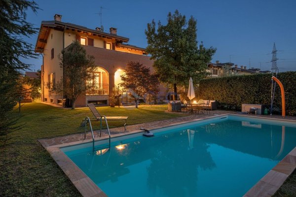 casa indipendente in vendita a Brugherio