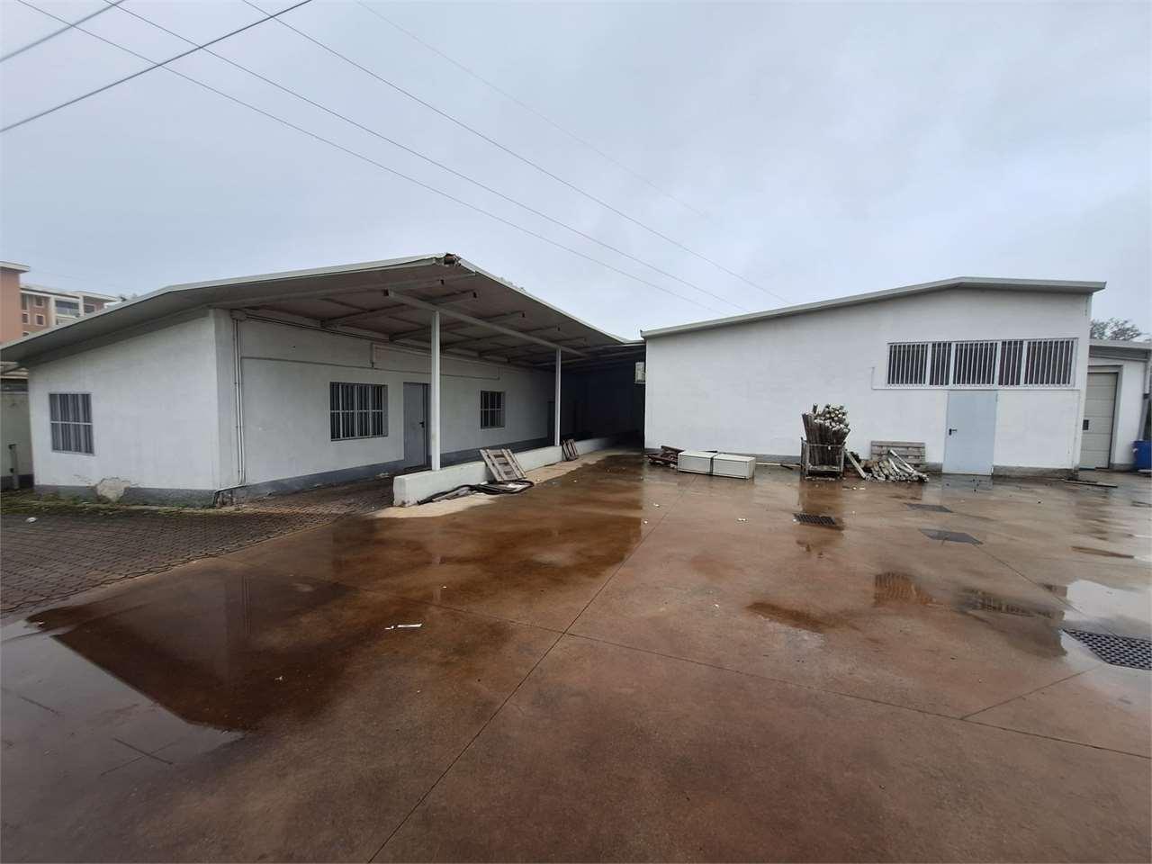 negozio in vendita a Brugherio