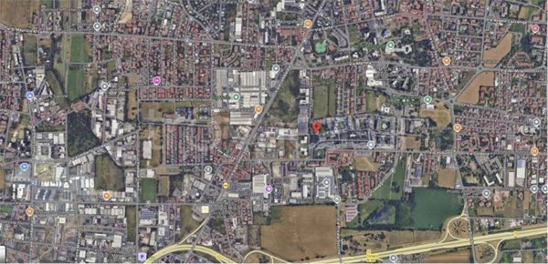 locale commerciale in vendita a Brugherio