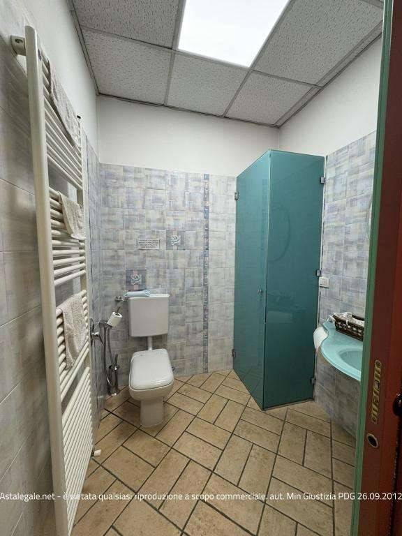 negozio in vendita a Brugherio