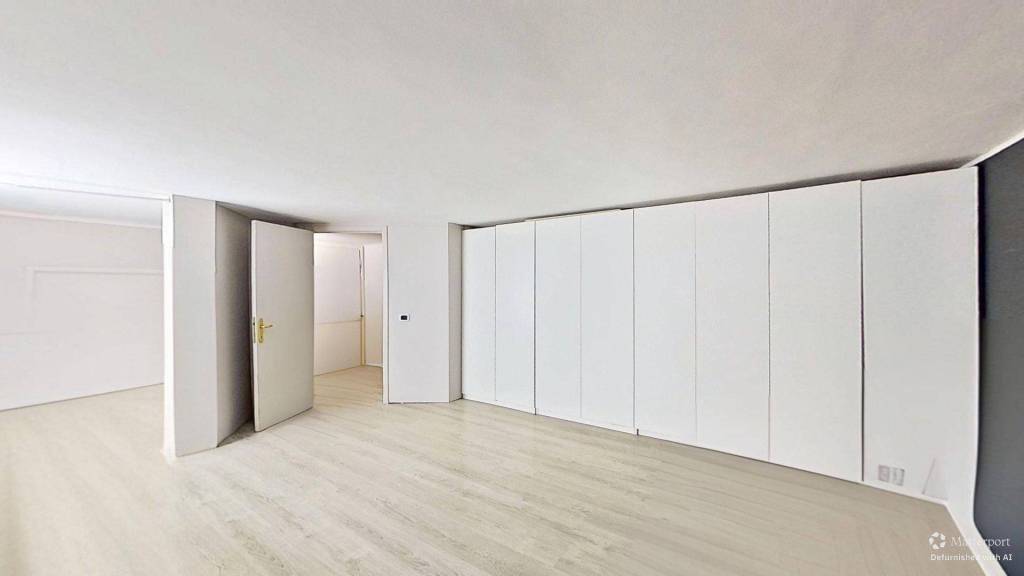 locale commerciale in vendita a Brugherio