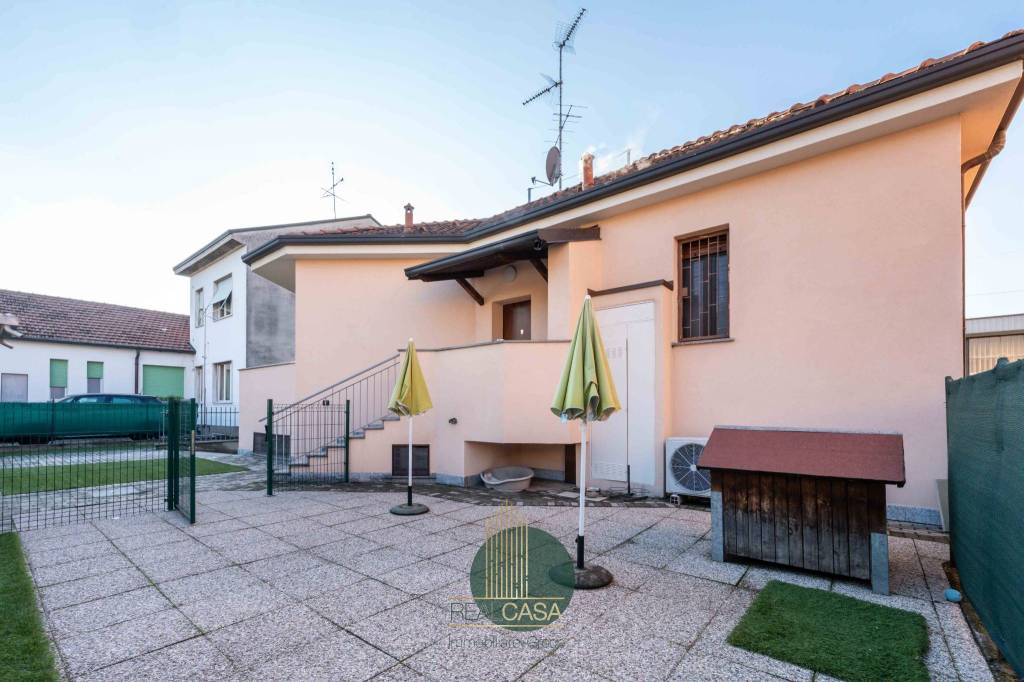 casa indipendente in vendita a Brugherio