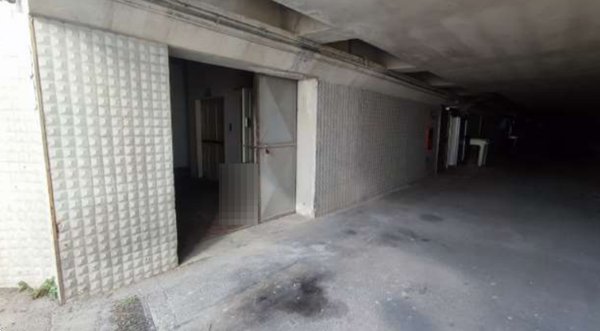 locale di sgombero in vendita a Brugherio