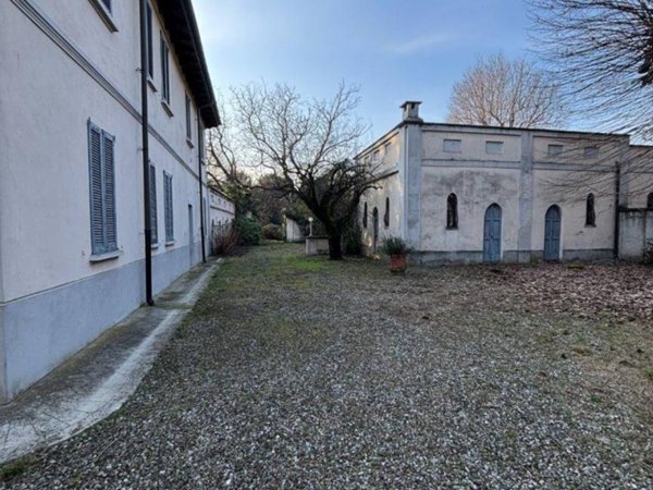 intera palazzina in vendita a Brugherio