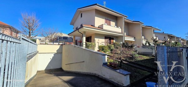 casa indipendente in vendita a Brugherio