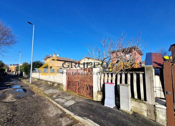 casa indipendente in vendita a Brugherio