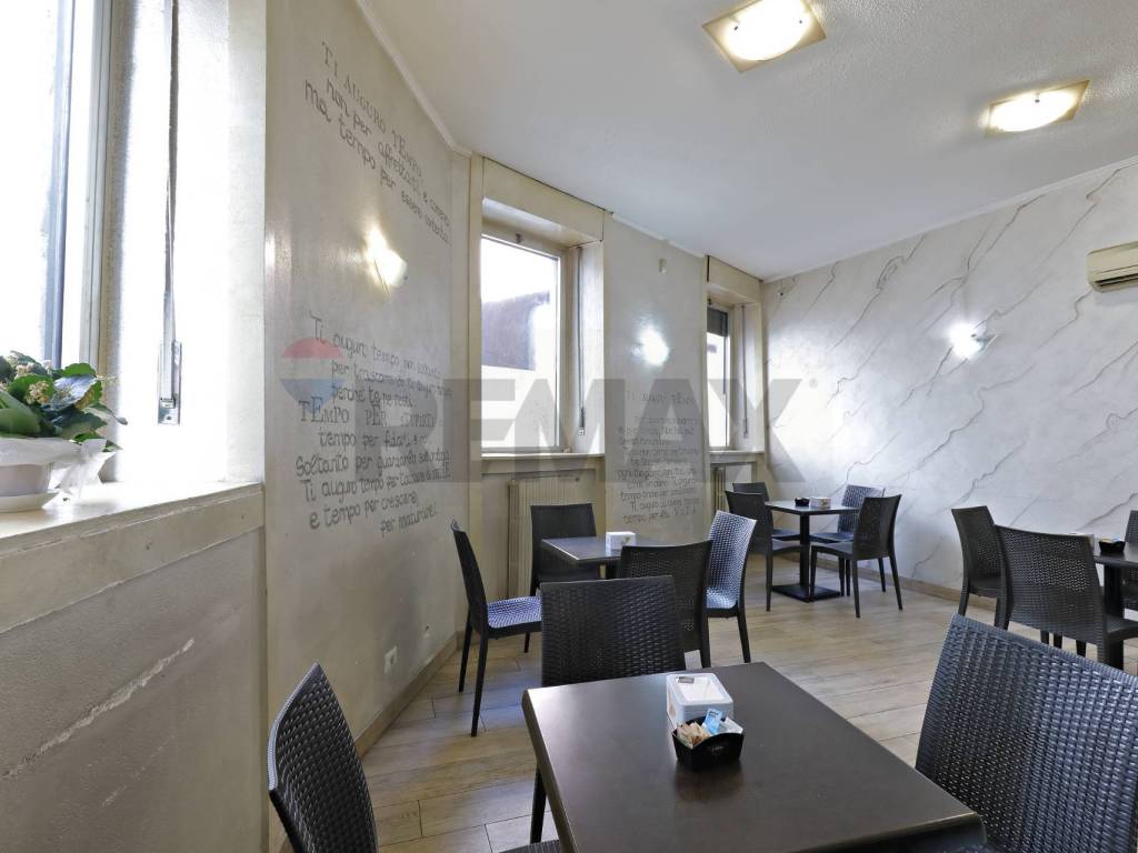negozio in vendita a Brugherio