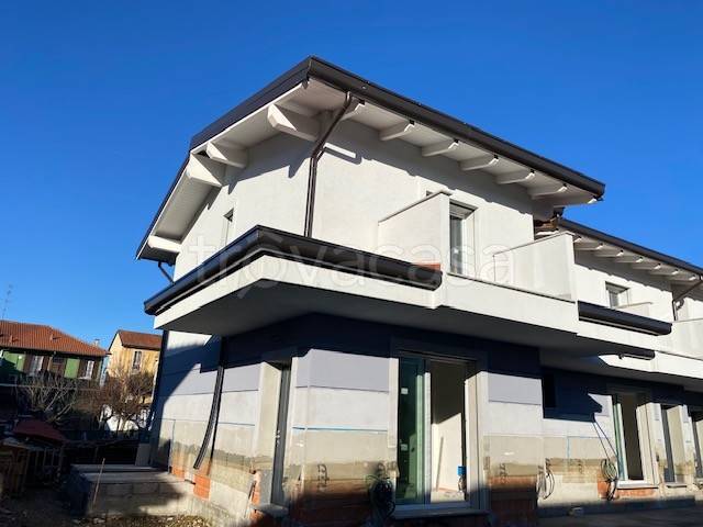 casa indipendente in vendita a Brugherio in zona San Damiano