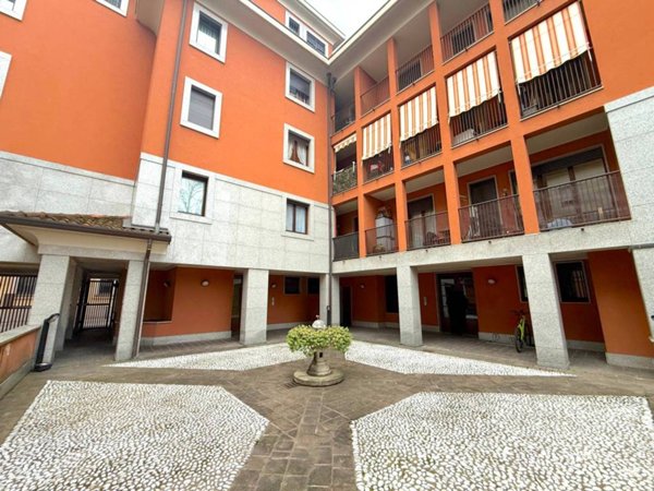 ufficio in vendita a Brugherio