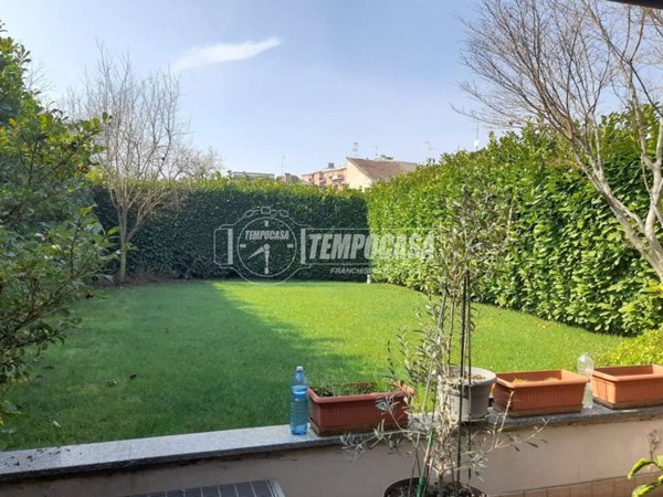 casa indipendente in vendita a Brugherio