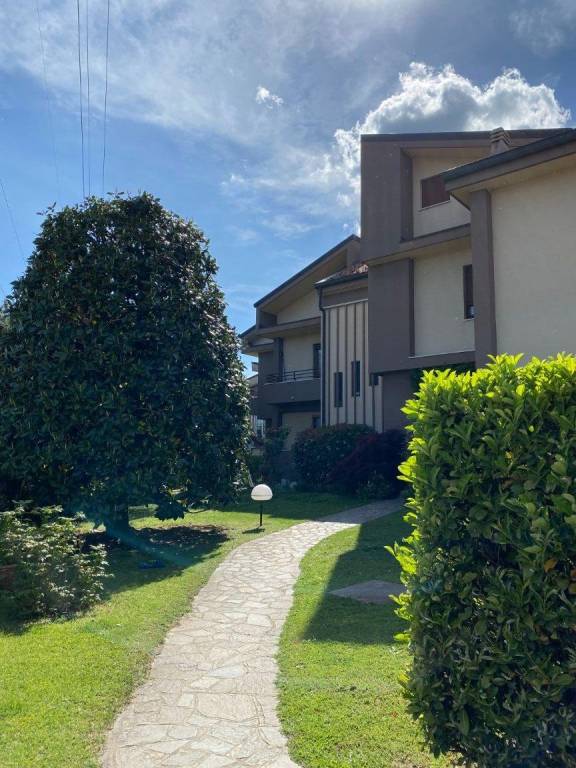 casa indipendente in vendita a Brugherio