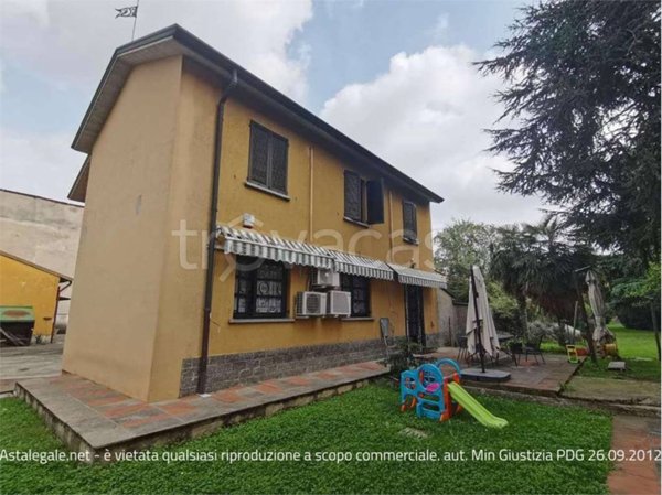 casa indipendente in vendita a Brugherio