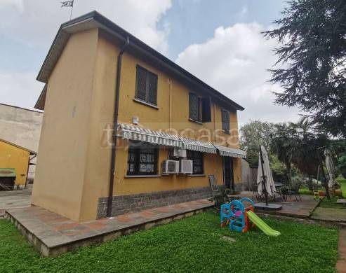 casa indipendente in vendita a Brugherio
