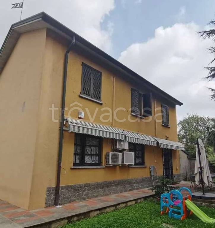 casa indipendente in vendita a Brugherio