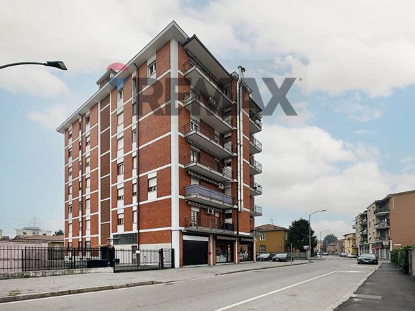 appartamento in vendita a Brugherio in zona Dorderio
