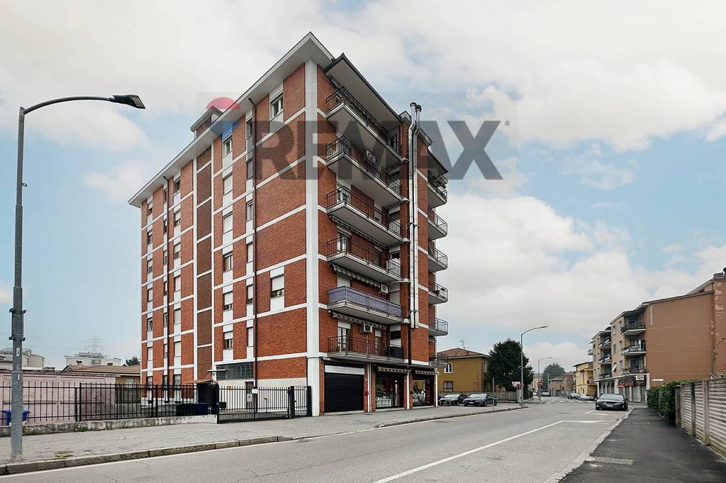 appartamento in vendita a Brugherio in zona Dorderio