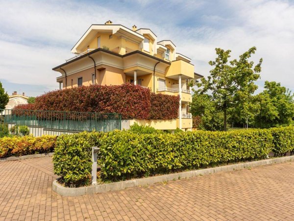 appartamento in vendita a Brugherio in zona San Damiano