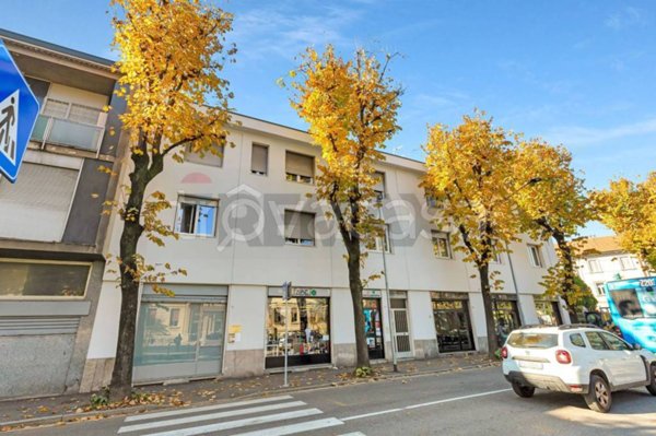 negozio in vendita a Brugherio