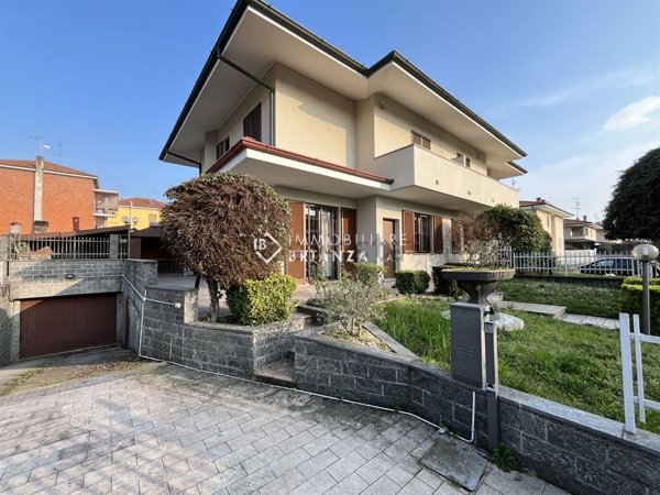 casa indipendente in vendita a Brugherio