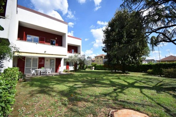 casa indipendente in vendita a Brugherio