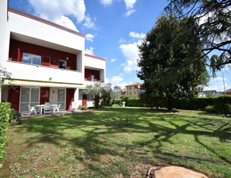 casa indipendente in vendita a Brugherio in zona Dorderio