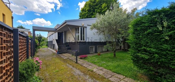 casa indipendente in vendita a Brugherio