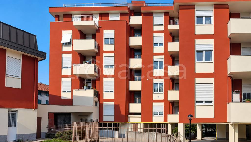 appartamento in vendita a Brugherio in zona San Damiano