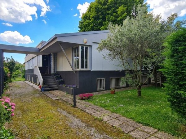 casa indipendente in vendita a Brugherio