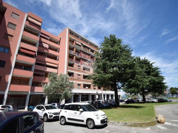 appartamento in vendita a Brugherio in zona Dorderio