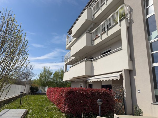 appartamento in vendita a Brugherio in zona San Damiano
