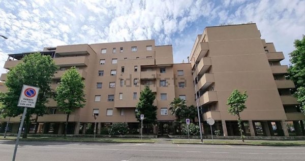appartamento in vendita a Brugherio in zona Dorderio