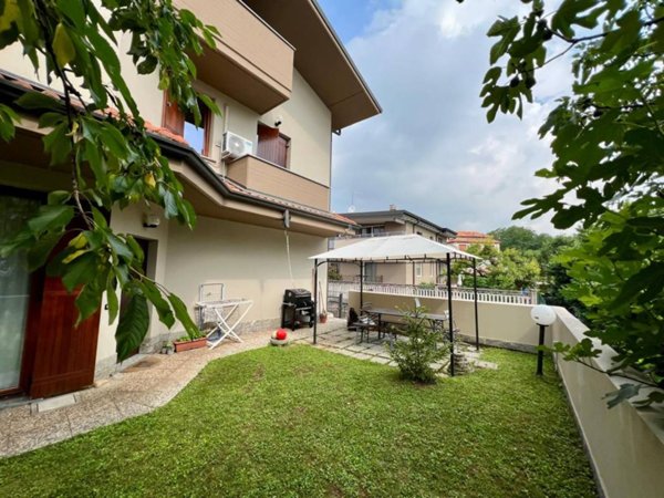 casa indipendente in vendita a Brugherio in zona San Damiano
