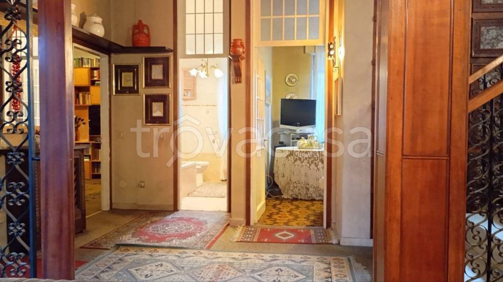 casa indipendente in vendita a Brugherio in zona Dorderio