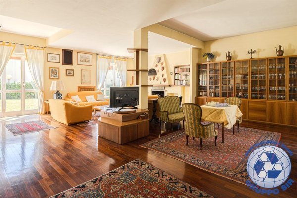 casa indipendente in vendita a Brugherio