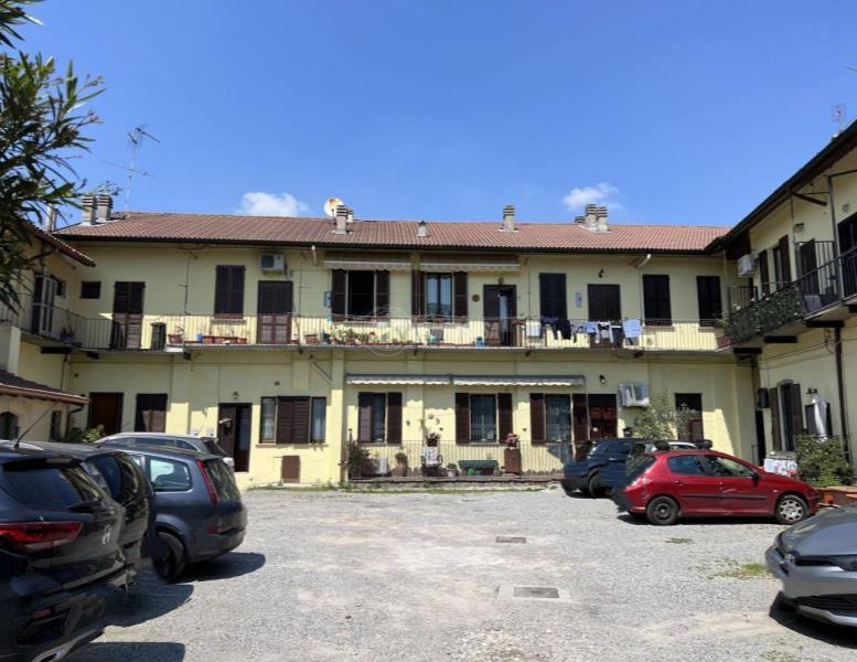 appartamento in vendita a Brugherio in zona Dorderio