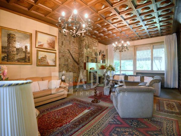 casa indipendente in vendita a Brugherio in zona Dorderio