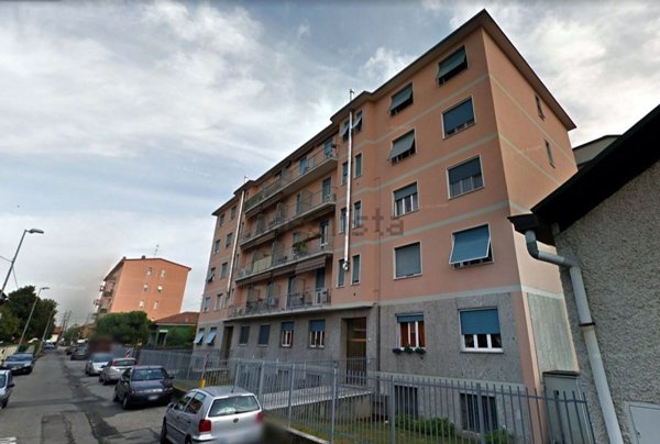 locale di sgombero in vendita a Brugherio in zona Dorderio