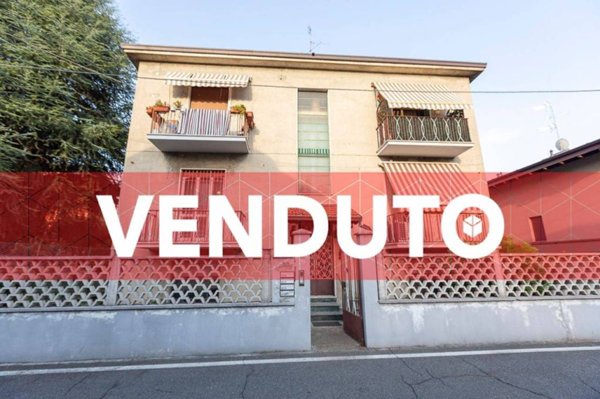 appartamento in vendita a Brugherio in zona Dorderio