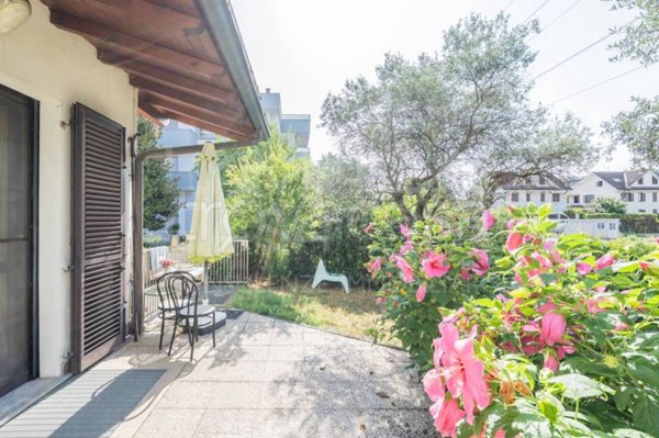 casa indipendente in vendita a Brugherio