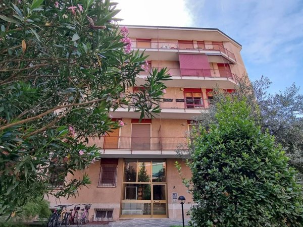 appartamento in vendita a Brugherio in zona Dorderio