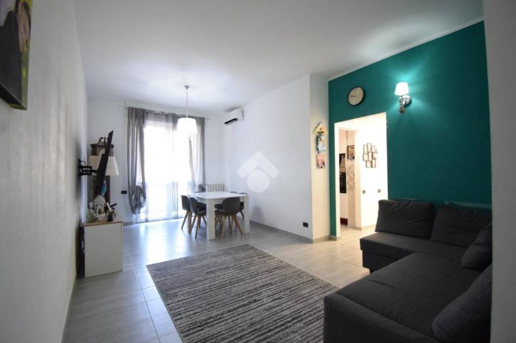 appartamento in vendita a Brugherio in zona Dorderio