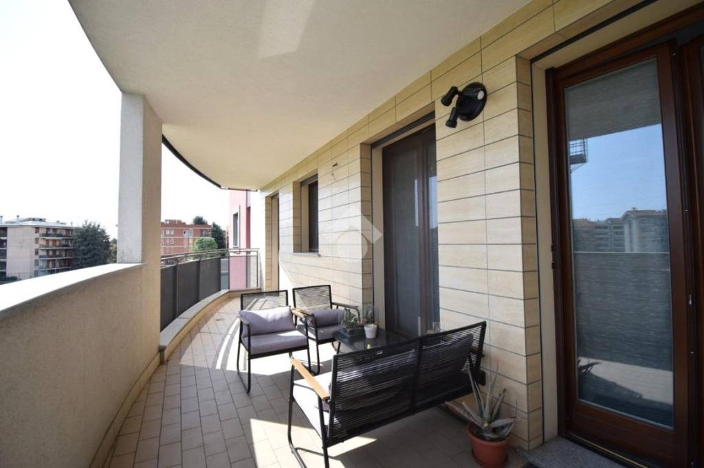 appartamento in vendita a Brugherio in zona Dorderio