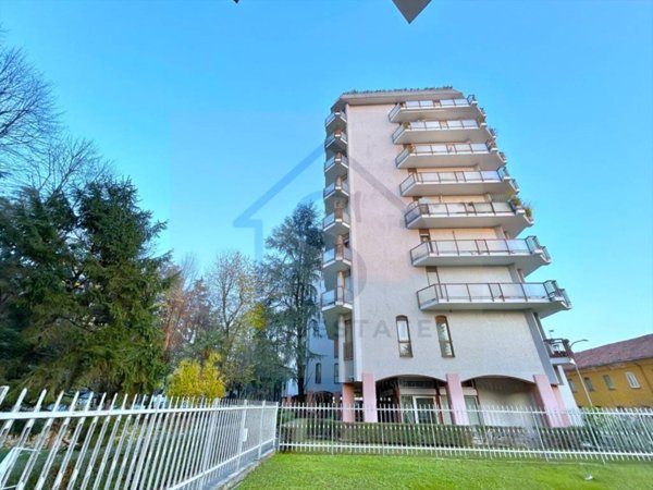 box auto in vendita a Brugherio in zona Dorderio