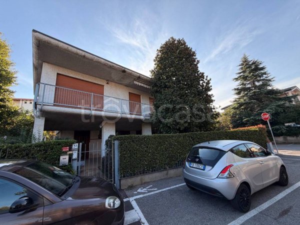 casa indipendente in vendita a Brugherio